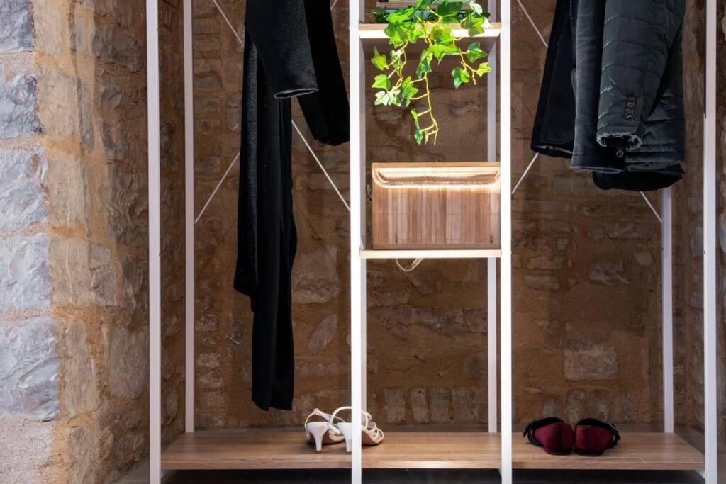 Cornelia Cavern Cosy Studio Apartment In Spello Bagian luar foto