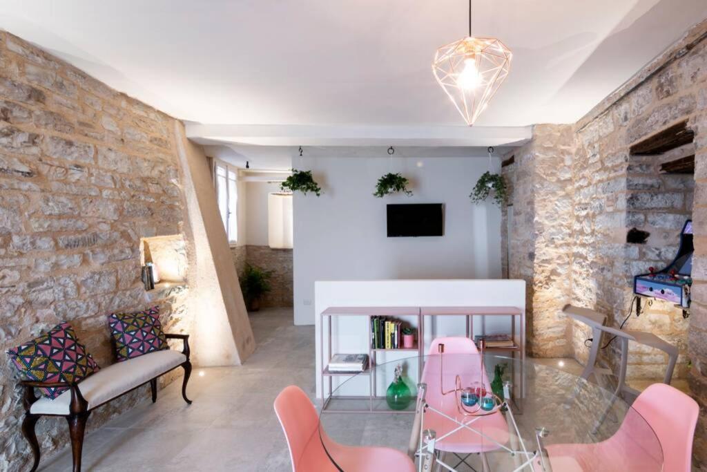 Cornelia Cavern Cosy Studio Apartment In Spello Bagian luar foto